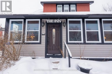 830 MUSKOKA ROAD S Gravenhurst (Muskoka (S)) Ontario photo 2