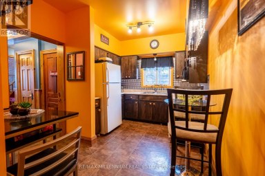 830 MUSKOKA ROAD S Gravenhurst (Muskoka (S)) Ontario photo 7