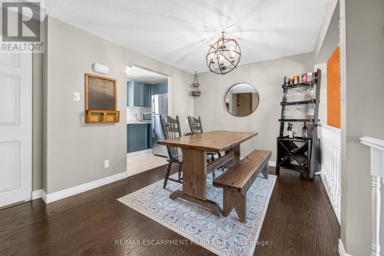 31 - 23 WATSONS LANE, Hamilton (Dundas), Ontario, L9H5G9