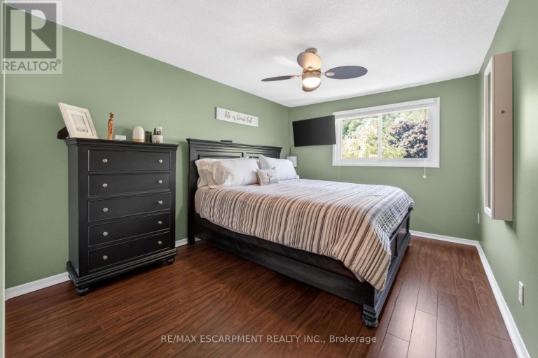 31 - 23 WATSONS LANE, Hamilton (Dundas), Ontario, L9H5G9