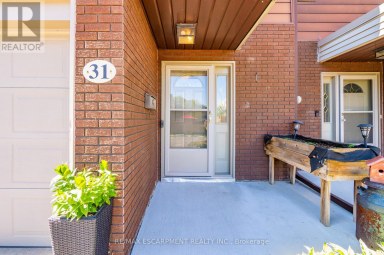 31 - 23 WATSONS LANE Hamilton (Dundas) Ontario photo 3