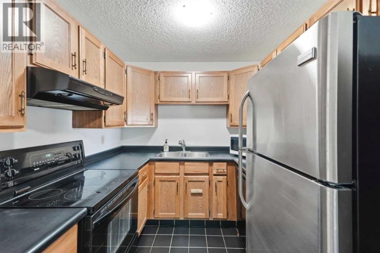710, 8604 48 Avenue NW, Calgary, Alberta, T3B5E6