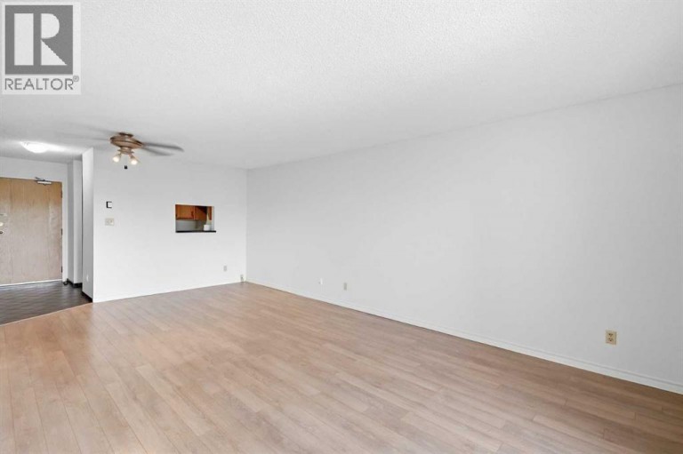 710, 8604 48 Avenue NW, Calgary, Alberta, T3B5E6