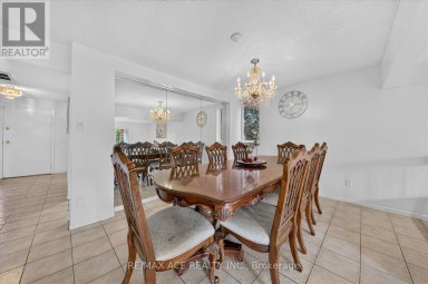65 CRICKLEWOOD CRESCENT Markham (Royal Orchard) Ontario photo 11
