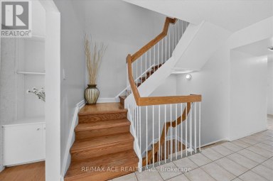 65 CRICKLEWOOD CRESCENT Markham (Royal Orchard) Ontario photo 20