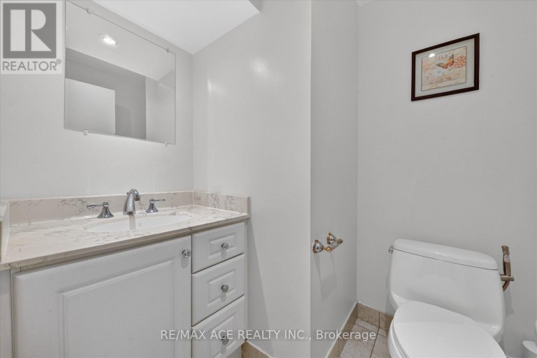 65 CRICKLEWOOD CRESCENT, Markham (Royal Orchard), Ontario, L3T4T8