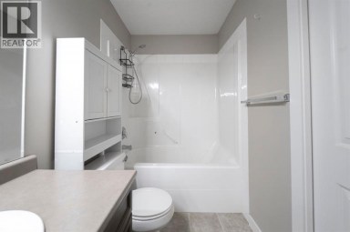 112 Sandstone Lane Fort McMurray Alberta photo 16