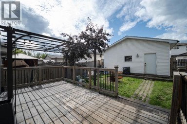 112 Sandstone Lane Fort McMurray Alberta photo 34