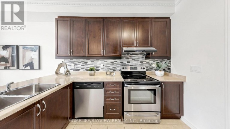 10981 WOODBINE AVENUE, Markham (Victoria Square), Ontario, L6C0X4