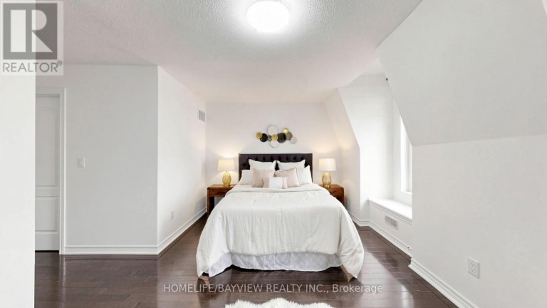 10981 WOODBINE AVENUE, Markham (Victoria Square), Ontario, L6C0X4