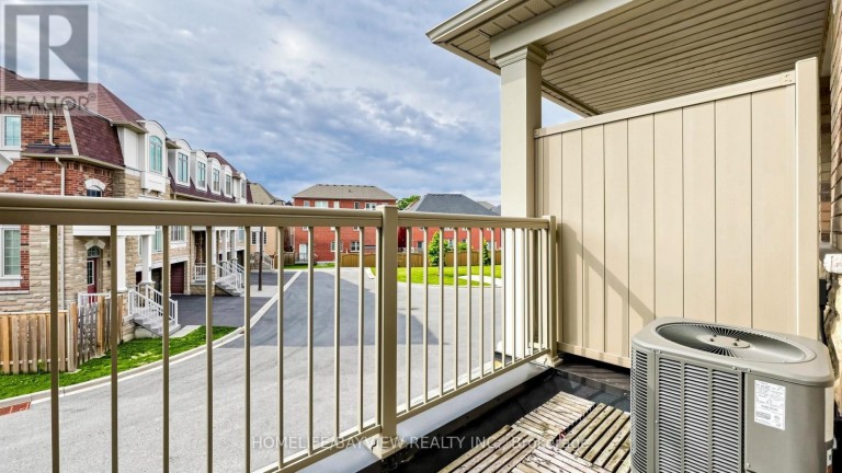 10981 WOODBINE AVENUE, Markham (Victoria Square), Ontario, L6C0X4