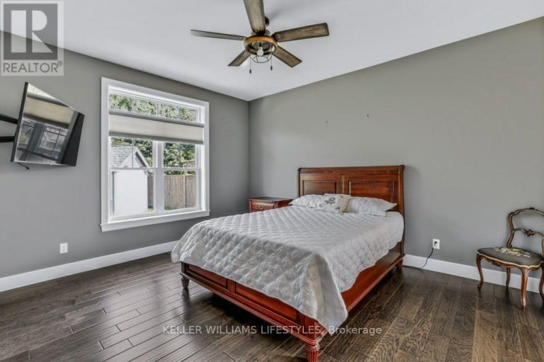 51 DEERFIELD ROAD, Lambton Shores (Grand Bend), Ontario, N0M1T0