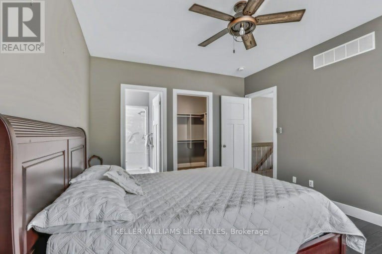 51 DEERFIELD ROAD, Lambton Shores (Grand Bend), Ontario, N0M1T0