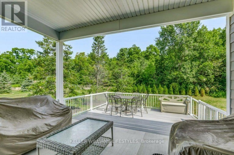 51 DEERFIELD ROAD, Lambton Shores (Grand Bend), Ontario, N0M1T0