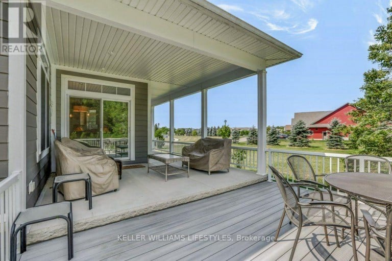 51 DEERFIELD ROAD, Lambton Shores (Grand Bend), Ontario, N0M1T0