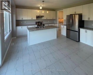10 ROSANNE CIRCLE Wasaga Beach Ontario photo 3