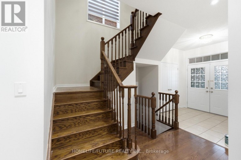7 BEVERTON CRESCENT, Ajax (Northwest Ajax), Ontario, L1T0L8