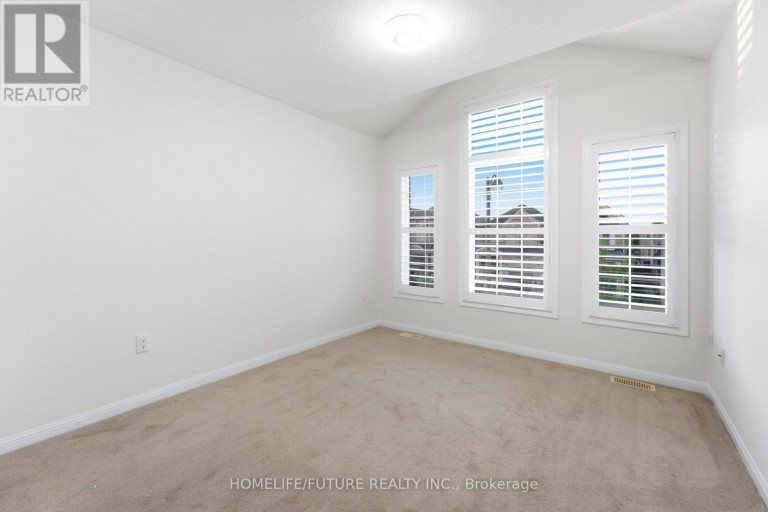 7 BEVERTON CRESCENT, Ajax (Northwest Ajax), Ontario, L1T0L8