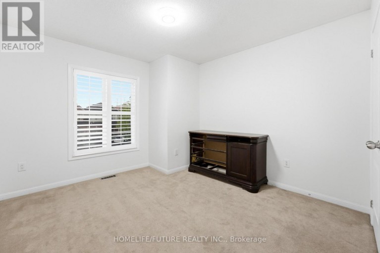7 BEVERTON CRESCENT, Ajax (Northwest Ajax), Ontario, L1T0L8