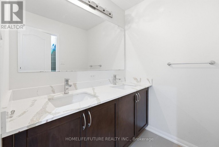 7 BEVERTON CRESCENT, Ajax (Northwest Ajax), Ontario, L1T0L8