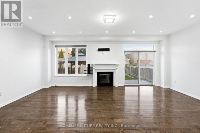 7 BEVERTON CRESCENT, Ajax (Northwest Ajax), Ontario, L1T0L8