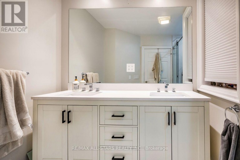 19 - 19 ADAMS COURT, Uxbridge, Ontario, L9P1G2