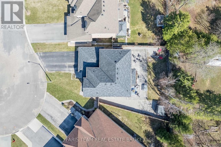 787 FREEMONT COURT, Innisfil (Alcona), Ontario, L9S0K4