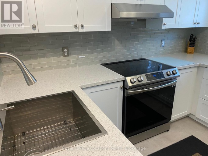 395 MARINERS WAY, Collingwood, Ontario, L9Y5C7