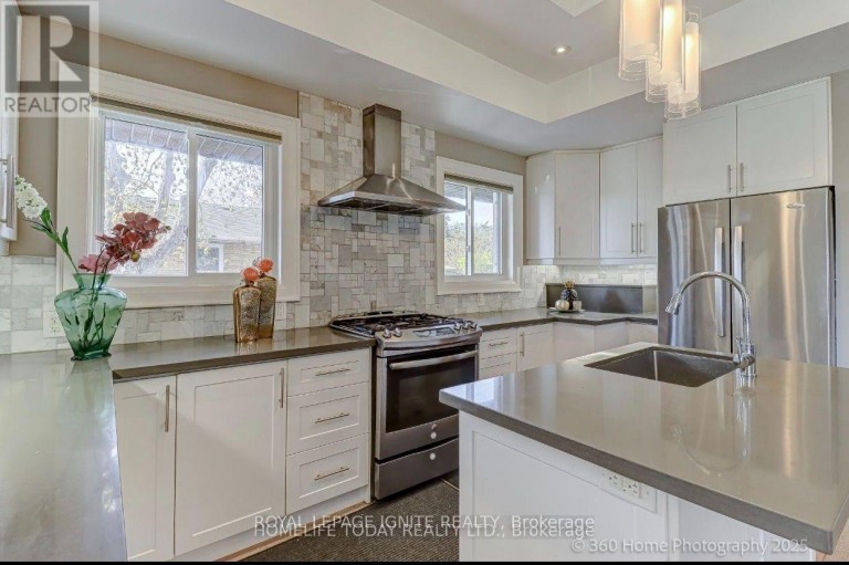 6 GREYABBEY TRAIL, Toronto (Guildwood), Ontario, M1E1V7