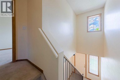 88 Country Hills Villas NW Calgary Alberta photo 10