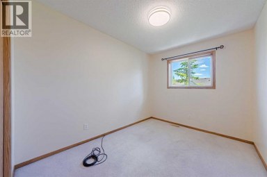 88 Country Hills Villas NW Calgary Alberta photo 18