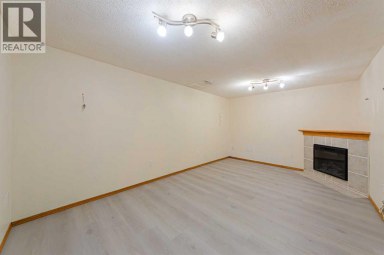 88 Country Hills Villas NW Calgary Alberta photo 22