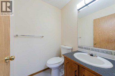 88 Country Hills Villas NW Calgary Alberta photo 3