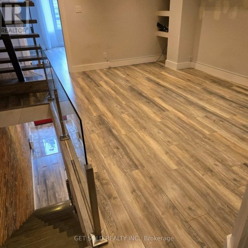 348 DUPONT STREET, Toronto (Annex), Ontario, M5R1V9