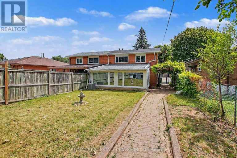 46 NORTHWOOD DRIVE, Brampton (Northwood Park), Ontario, L6X2L2