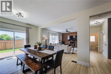 210 HAWKSWOOD Drive Kitchener Ontario photo 13