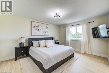 210 HAWKSWOOD Drive Kitchener Ontario photo 19