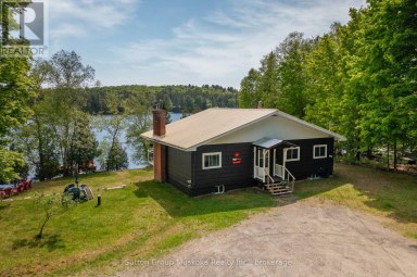 562 AND 568 EAST WASEOSA LAKE ROAD Huntsville (Chaffey) Ontario photo 1