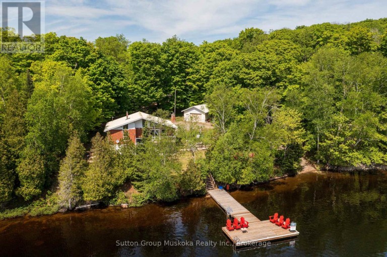 562 AND 568 EAST WASEOSA LAKE ROAD, Huntsville (Chaffey), Ontario, P1H2J4