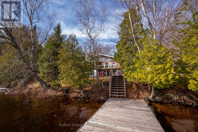 562 AND 568 EAST WASEOSA LAKE ROAD, Huntsville (Chaffey), Ontario, P1H2J4