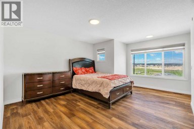 244 Lucas Way NW Calgary Alberta photo 23