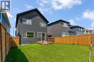 244 Lucas Way NW Calgary Alberta photo 42