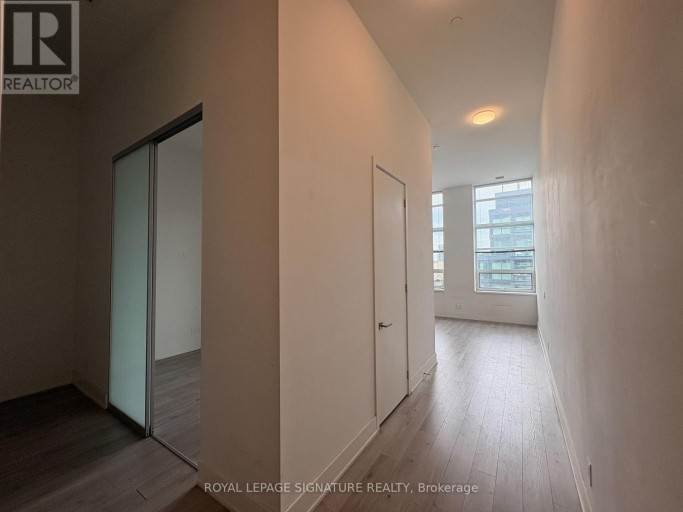 802 - 111 ST CLAIR AVENUE W, Toronto (Yonge-St. Clair), Ontario, M4V1N5