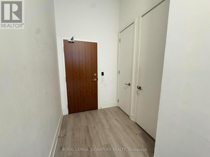 802 - 111 ST CLAIR AVENUE W, Toronto (Yonge-St. Clair), Ontario, M4V1N5