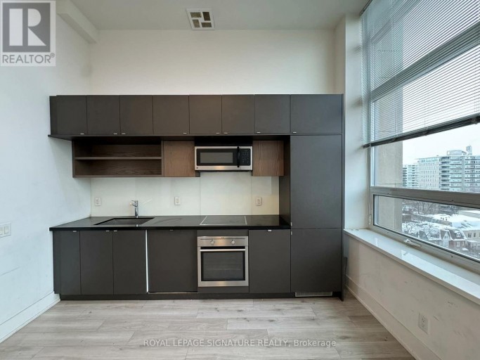 802 - 111 ST CLAIR AVENUE W, Toronto (Yonge-St. Clair), Ontario, M4V1N5