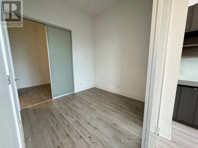 802 - 111 ST CLAIR AVENUE W, Toronto (Yonge-St. Clair), Ontario, M4V1N5