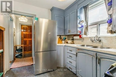982 BRIAR HILL AVENUE Toronto (Briar Hill-Belgravia) Ontario photo 9