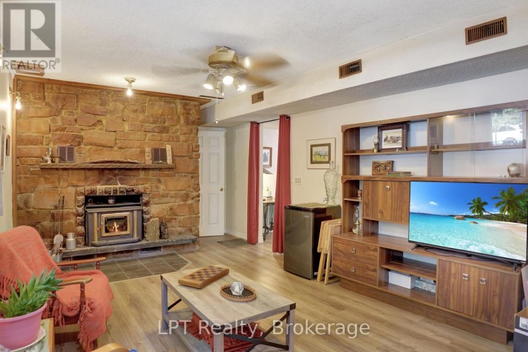 42 WILLIAM COURT, South Bruce Peninsula, Ontario, N0H2T0