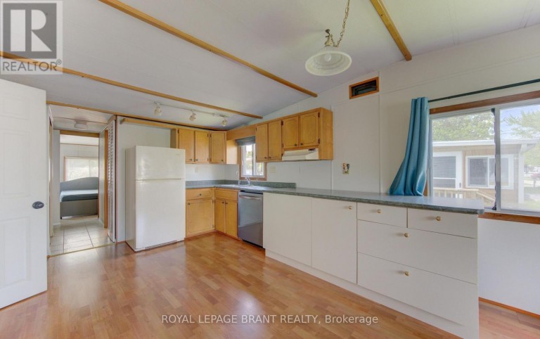 196 - 580 BEAVER CREEK ROAD, Waterloo, Ontario, N2J3Z4