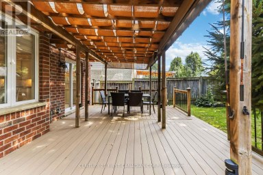 1223 THORNLEY STREET London South (South L) Ontario photo 44